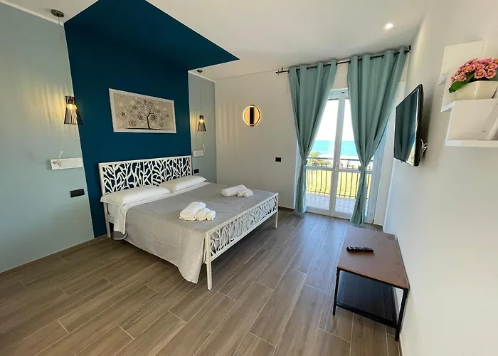 LevanteBed and Breakfast